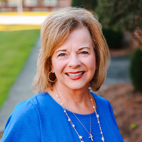 Headshot of Pam Carswell