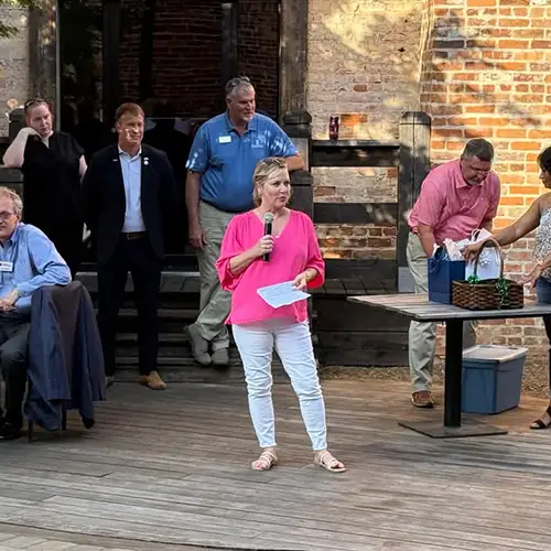 Shannon Perry speaks at event