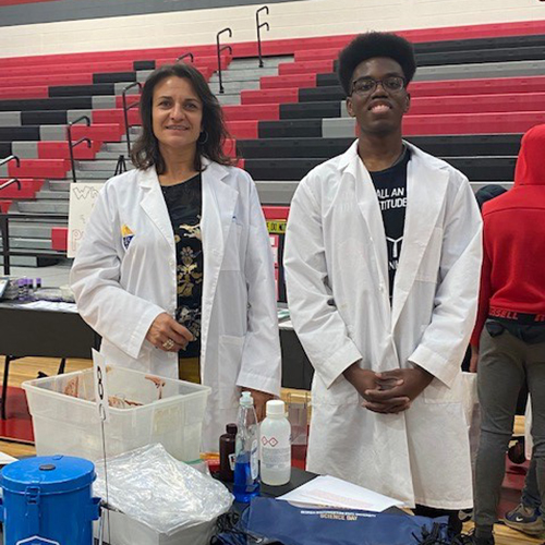 Ioranova and Daniels prepare to conduct chemistry experiements