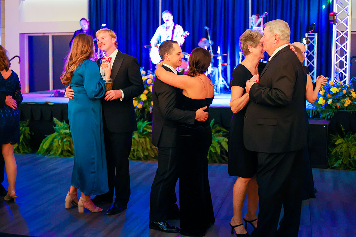 Gala guests dance to Main Stream Band