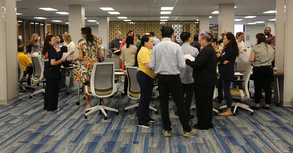Faculty gather for HAIL event in library
